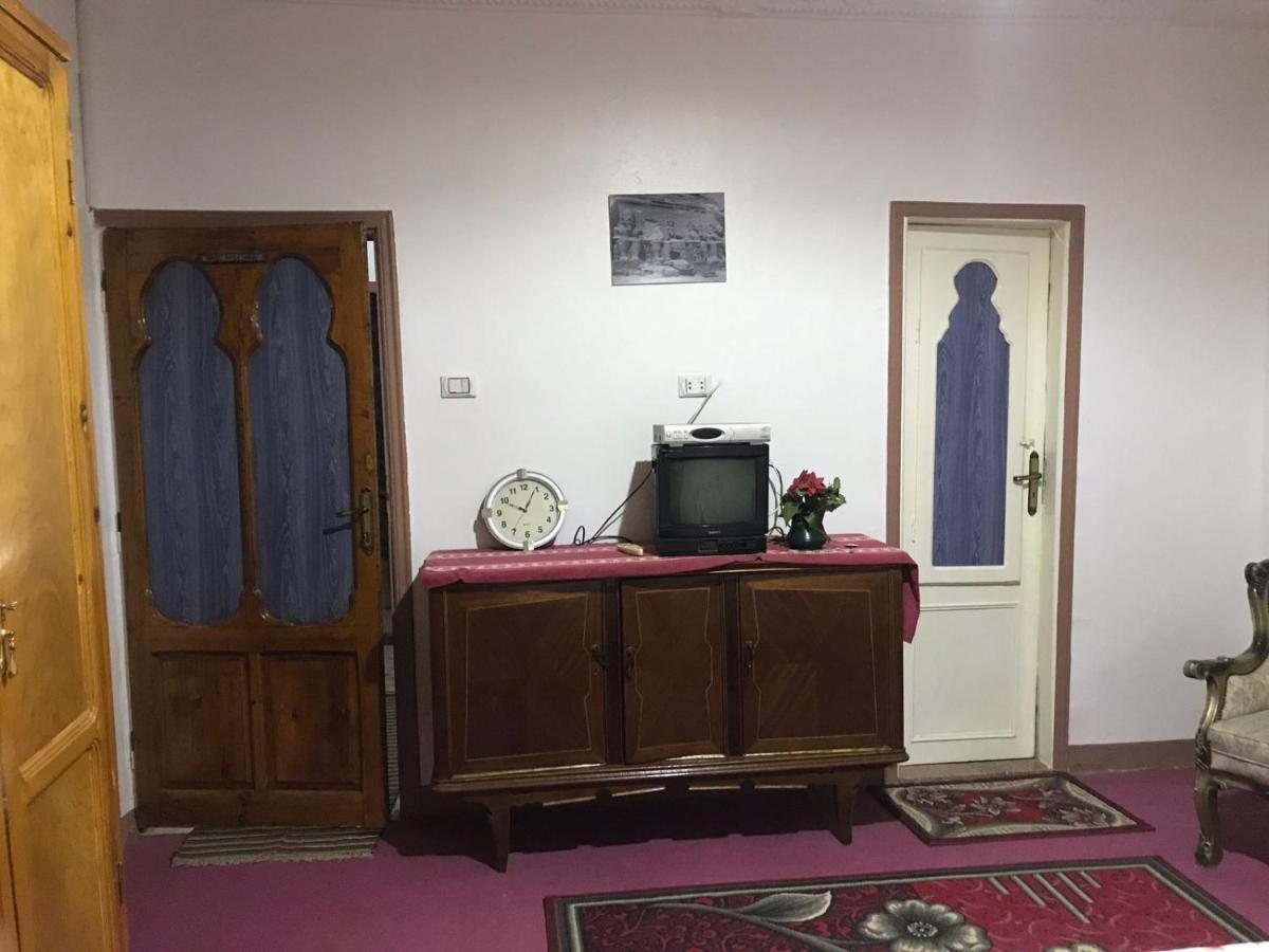 Studio Farida Pyramids View Kafret el-Gabal Zewnętrze zdjęcie